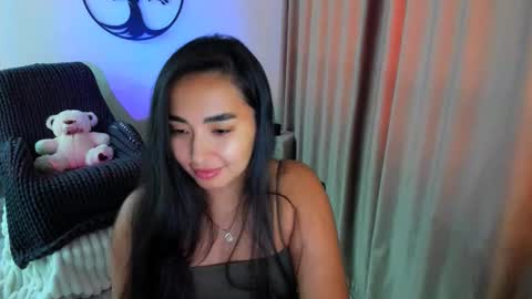 Snapshot of worldofkim chatting on 10/17/25, 08:06 dudetta Kim online show from 10/17/25, 08:06