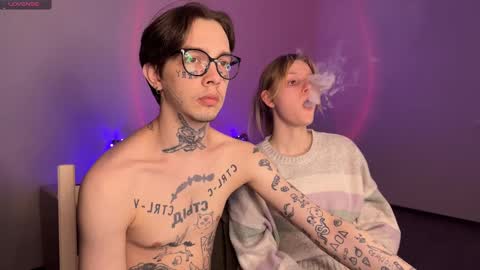 Snapshot of worldofllove chatting on 02/12/25, 12:58 Arnika and Simon online show from 02/12/25, 12:58