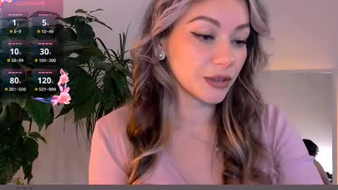 Snapshot of worldsbaby chatting on 09/18/25, 05:42 worldsbaby online show from 09/18/25, 05:42