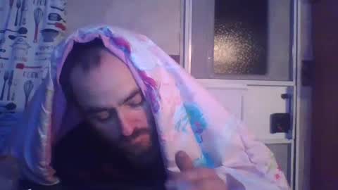 Snapshot of wormaho84 chatting on 10/05/25, 08:45 wormaho84 online show from 10/05/25, 08:45