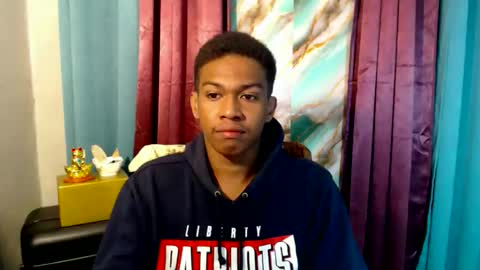 Snapshot of worshipmycockxxx chatting on 10/19/25, 06:08 Josh This is my new account now  online show from 10/19/25, 06:08