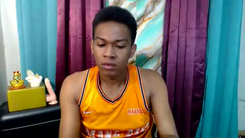 Snapshot of worshipmycockxxx chatting on 10/26/25, 09:31 Josh This is my new account now  online show from 10/26/25, 09:31