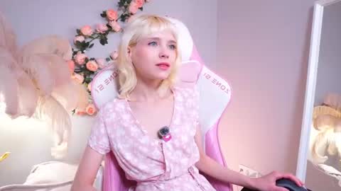 wow_angel online show from 07/01/26, 05:42