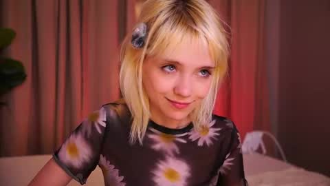 wow_angel online show from 07/28/26, 11:17