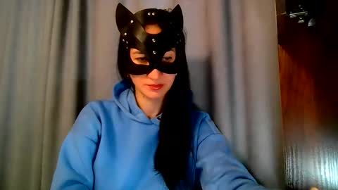 wow_dream_girl_ online show from 09/19/25, 06:15