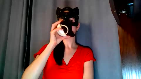 wow_dream_girl_ online show from 12/16/25, 06:35