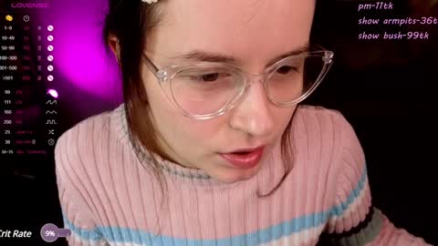 Snapshot of wow_luvng chatting on 12/19/24, 03:08 Rebecy online show from 12/19/24, 03:08
