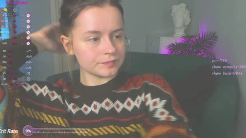 Snapshot of wow_luvng chatting on 12/22/24, 05:53 Rebecy online show from 12/22/24, 05:53