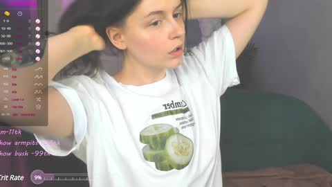 Snapshot of wow_luvng chatting on 12/29/24, 05:44 Rebecy online show from 12/29/24, 05:44