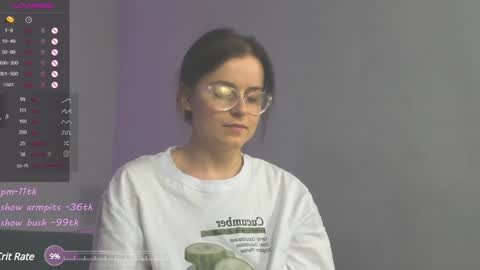 Snapshot of wow_luvng chatting on 12/30/24, 02:53 Rebecy online show from 12/30/24, 02:53