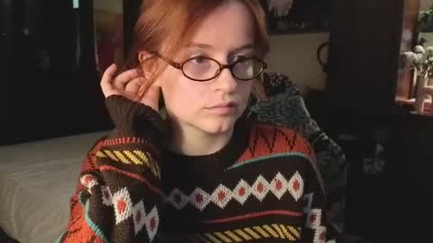 Snapshot of wow_luvng chatting on 05/21/26, 02:35 Rebecy online show from 05/21/26, 02:35