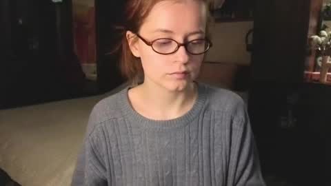 Snapshot of wow_luvng chatting on 05/28/26, 02:47 Rebecy online show from 05/28/26, 02:47