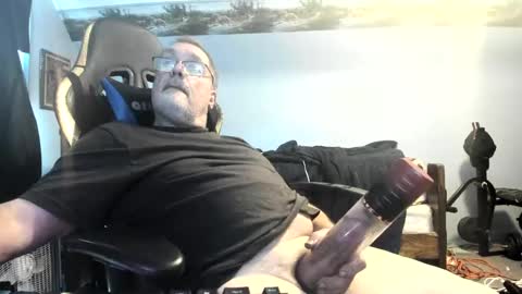 wowsers2022 online show from 10/29/25, 06:42