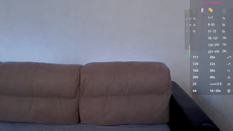 Eva online show from 10/12/25, 02:21