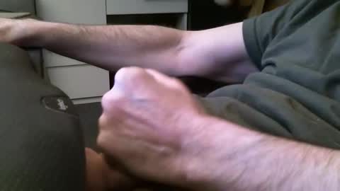 Snapshot of wrangleat0r chatting on 10/28/25, 03:21 wrangleat0r online show from 10/28/25, 03:21