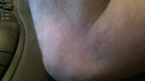 Snapshot of wrangleat0r chatting on 11/22/25, 11:59 wrangleat0r online show from 11/22/25, 11:59