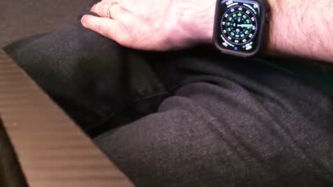 Snapshot of wrangleat0r chatting on 12/01/25, 01:43 wrangleat0r online show from 12/01/25, 01:43