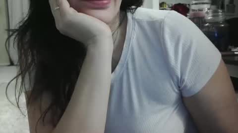 Snapshot of wrenleigh chatting on 01/23/25, 10:32 Crystal Lake online show from 01/23/25, 10:32