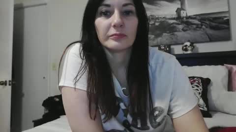 Snapshot of wrenleigh chatting on 02/21/25, 10:07 Crystal Lake online show from 02/21/25, 10:07