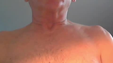 Snapshot of wuki123 chatting on 01/17/25, 02:07 Wuki online show from 01/17/25, 02:07