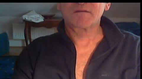 Snapshot of wuki123 chatting on 02/12/25, 02:32 Wuki online show from 02/12/25, 02:32