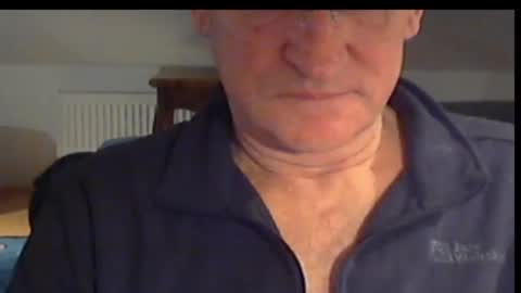 Snapshot of wuki123 chatting on 02/17/25, 08:36 Wuki online show from 02/17/25, 08:36