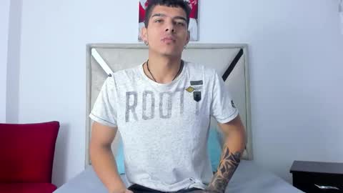 wyatt online show from 12/04/25, 12:03