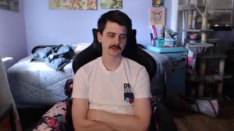 Snapshot of wyattfans_ chatting on 09/22/25, 06:10 Wyatt online show from 09/22/25, 06:10