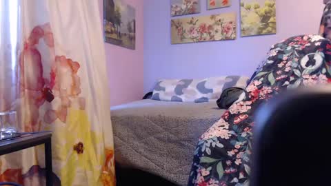 Snapshot of wyattfans_ chatting on 09/26/25, 02:54 Wyatt online show from 09/26/25, 02:54