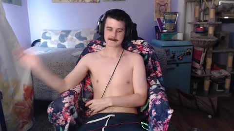 Snapshot of wyattfans_ chatting on 10/05/25, 06:50 Wyatt online show from 10/05/25, 06:50