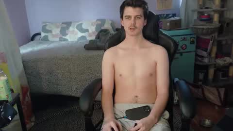 Snapshot of wyattfans_ chatting on 10/18/25, 06:41 Wyatt online show from 10/18/25, 06:41