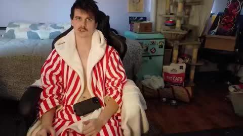 Snapshot of wyattfans_ chatting on 10/30/25, 06:30 Wyatt online show from 10/30/25, 06:30