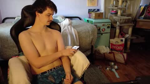 Snapshot of wyattfans_ chatting on 11/04/25, 07:13 Wyatt online show from 11/04/25, 07:13