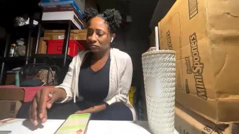 Wynter Heat online show from 11/20/25, 05:45