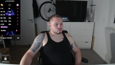 Snapshot of x19marco93x chatting on 01/09/25, 06:57 x19marco93x online show from 01/09/25, 06:57