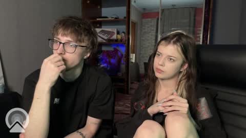 Philipp and Este online show from 05/01/26, 12:26