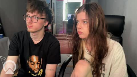 Philipp and Este online show from 05/02/26, 04:28