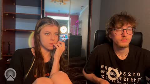 Philipp and Este online show from 06/09/26, 06:25