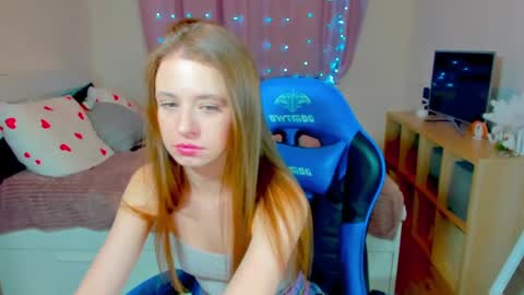 Snapshot of x_jesse_x chatting on 03/12/25, 06:22 Jesse online show from 03/12/25, 06:22