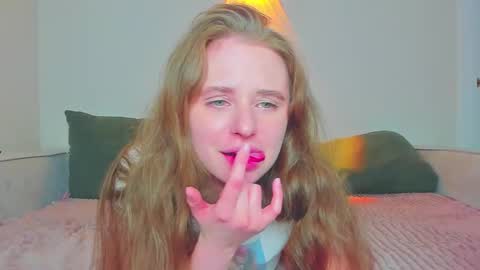 Snapshot of x_jesse_x chatting on 12/17/25, 11:00 Jesse online show from 12/17/25, 11:00