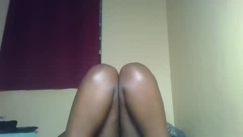 Snapshot of x_melanine chatting on 11/19/25, 01:00 X melanine online show from 11/19/25, 01:00