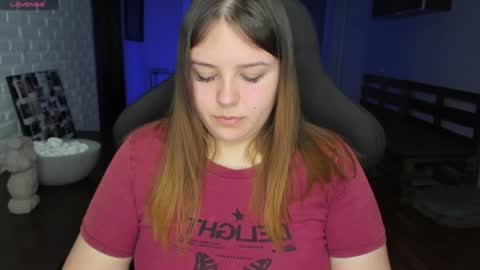 LOVE NERDS ONLY online show from 02/06/25, 02:33