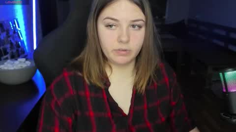 Snapshot of x_nirvana_x chatting on 10/17/25, 02:48 LOVE NERDS ONLY online show from 10/17/25, 02:48