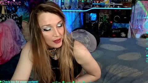 Xaevynne  Sometimes Milla Milla The Cute as a Buttom Brunette     online show from 02/20/26, 06:19
