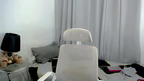 Snapshot of xairah_doux chatting on 04/09/26, 06:30 xairah_doux online show from 04/09/26, 06:30