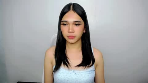 Snapshot of xairah_doux chatting on 04/27/26, 03:26 xairah_doux online show from 04/27/26, 03:26