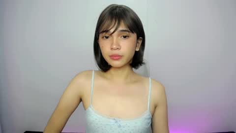 Snapshot of xairah_doux chatting on 05/10/26, 01:33 xairah_doux online show from 05/10/26, 01:33
