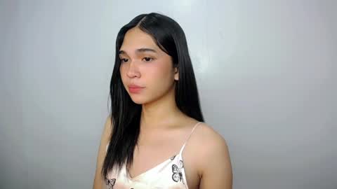 Snapshot of xairah_doux chatting on 05/12/26, 01:25 xairah_doux online show from 05/12/26, 01:25