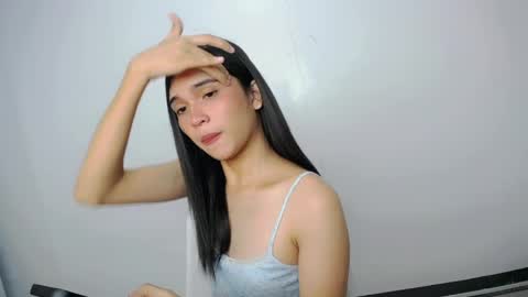 Snapshot of xairah_doux chatting on 05/15/26, 10:50 xairah_doux online show from 05/15/26, 10:50