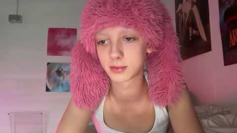 xakiraxx online show from 09/18/25, 07:38